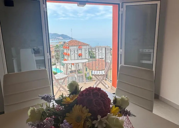 住宿加早餐酒店 Il Viaggio 迪亚诺马里纳