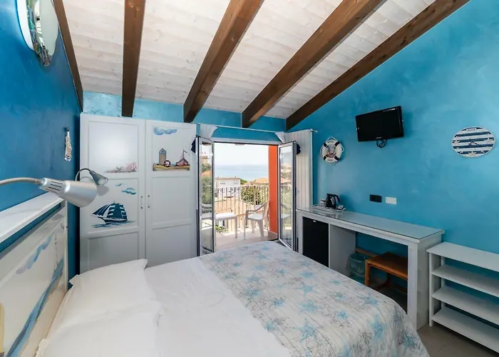 Il Viaggio 迪亚诺马里纳